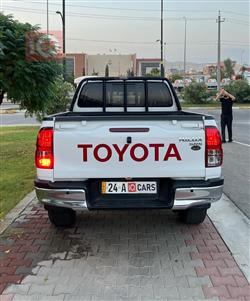 تويوتا هايلوكس